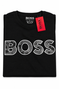 Polera BOSS negra con estampado geométrico blanco