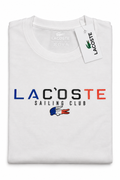 Polera Lacoste Sailing Club con estampado tricolor