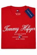 Polera Tommy Hilfiger roja con estampado blanco