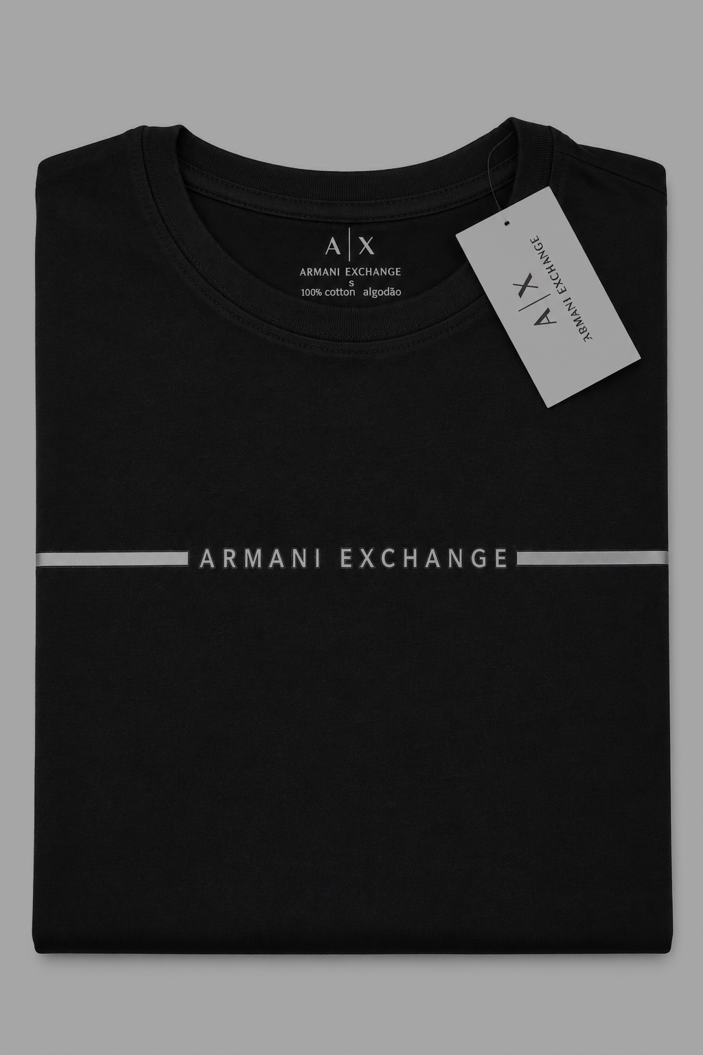 Polera Armani Exchange negra con estampado blanco