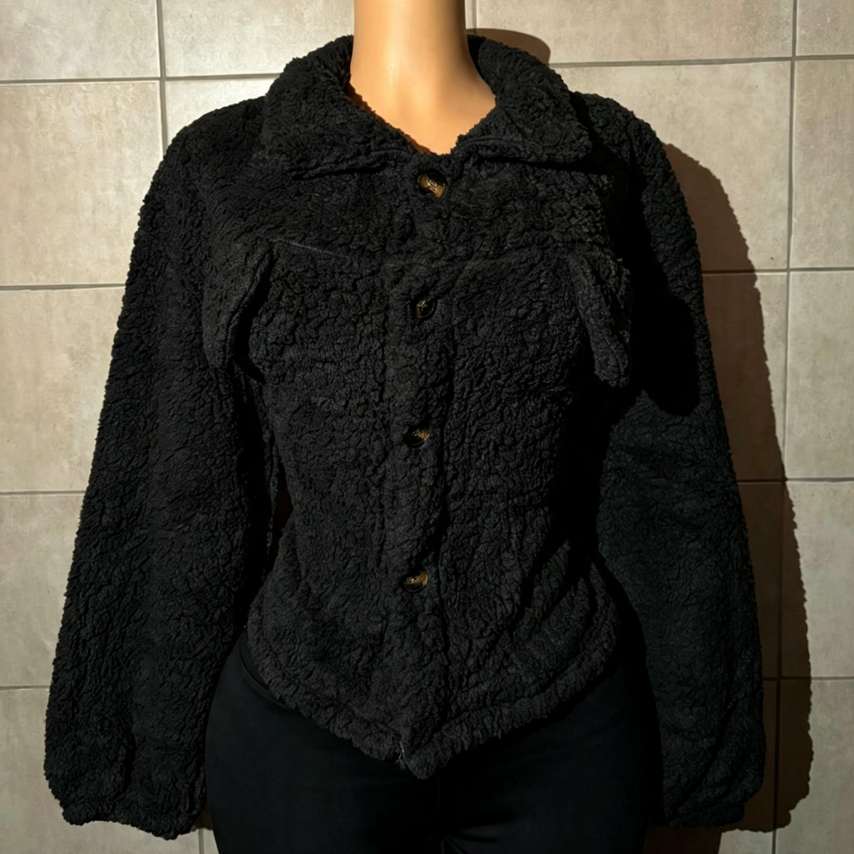 Chaqueta Corta de Chiporro — Cuello Solapa, Botones